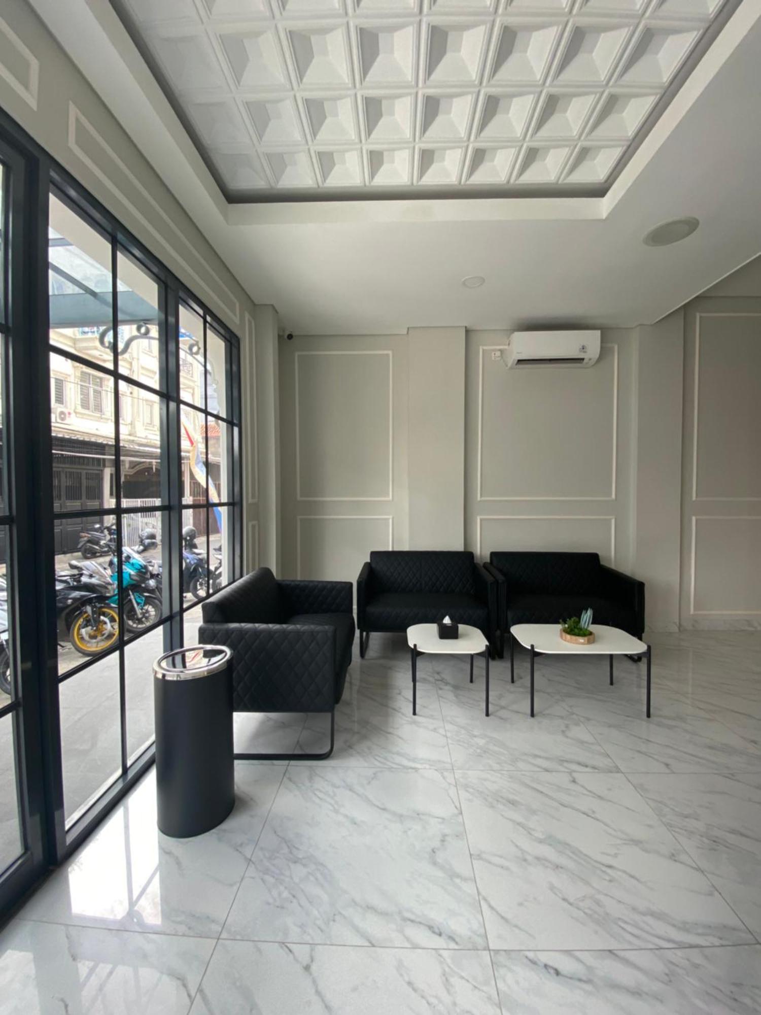 Ghurfati Hotel Wedana Jakarta Buitenkant foto